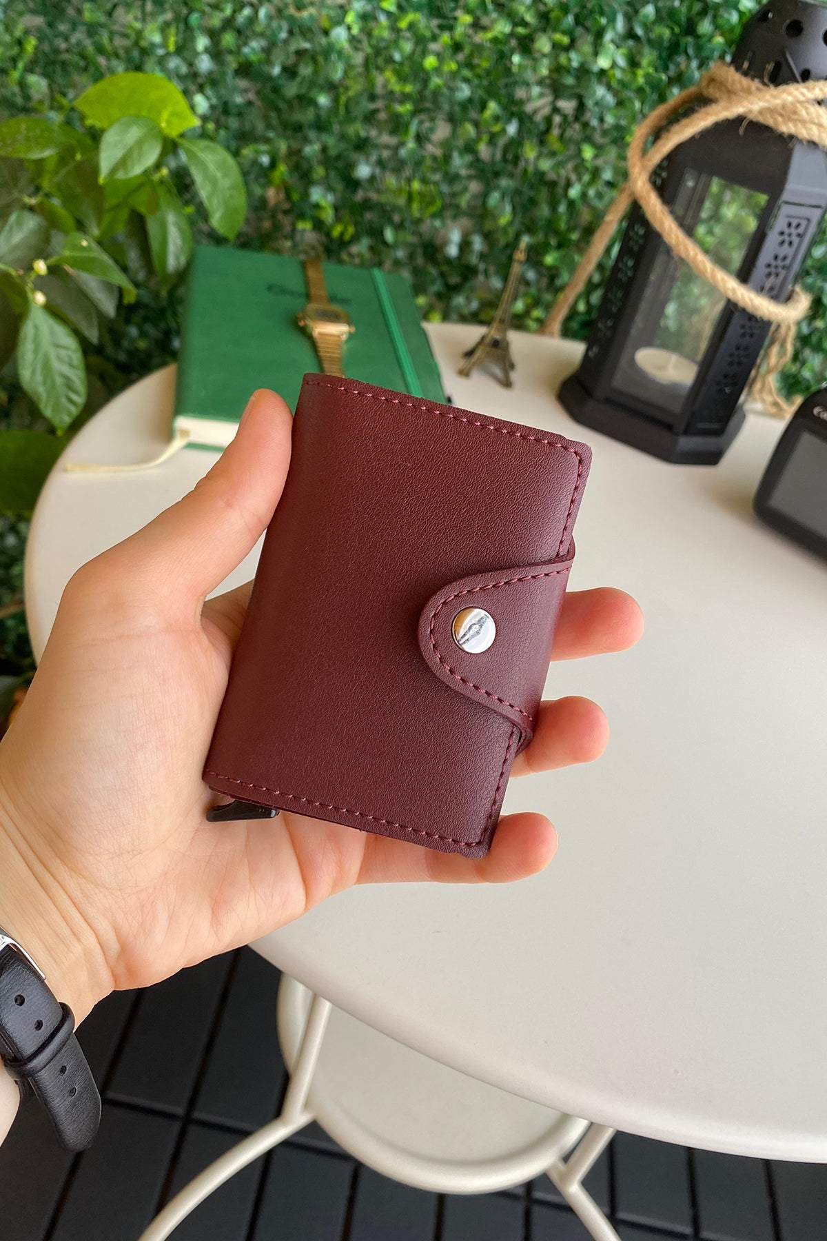 The Sentinel RFID Cardholder