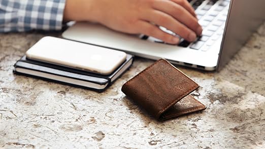 The Slim Cork Wallet